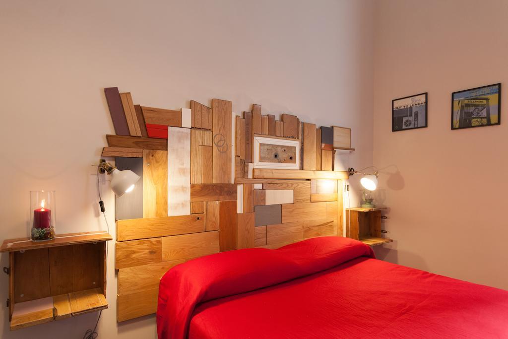 Bed and Breakfast The Bellini House By House In Neapol Pokoj fotografie